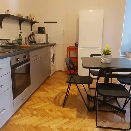 Beautifully Design Near Corvin Plaza Apartamento Budapest